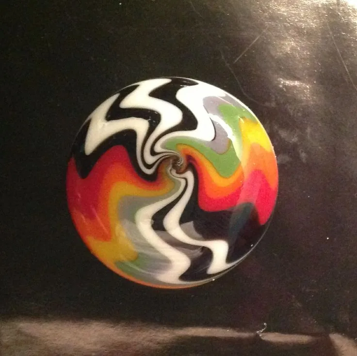 Rainbow WigWag, original archive photograph of handmade glasswork by Ann Wierbinski