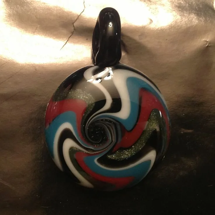 A Little Green Sparkle, original archive photograph of handmade glasswork by Ann Wierbinski