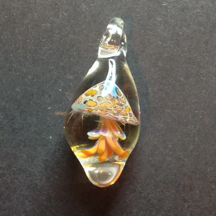Chunky Jellyfish, original archive photograph of handmade glasswork by Ann Wierbinski