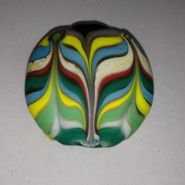 Etched Focal, original archive photograph of handmade glasswork by Ann Wierbinski