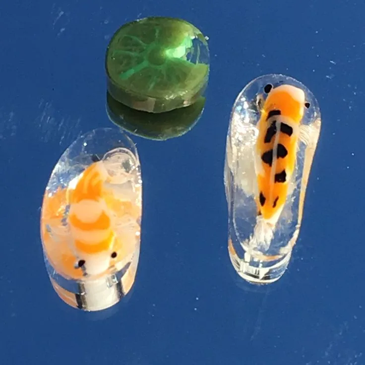 Character Pair Study, original archive photograph of handmade glasswork by Ann Wierbinski